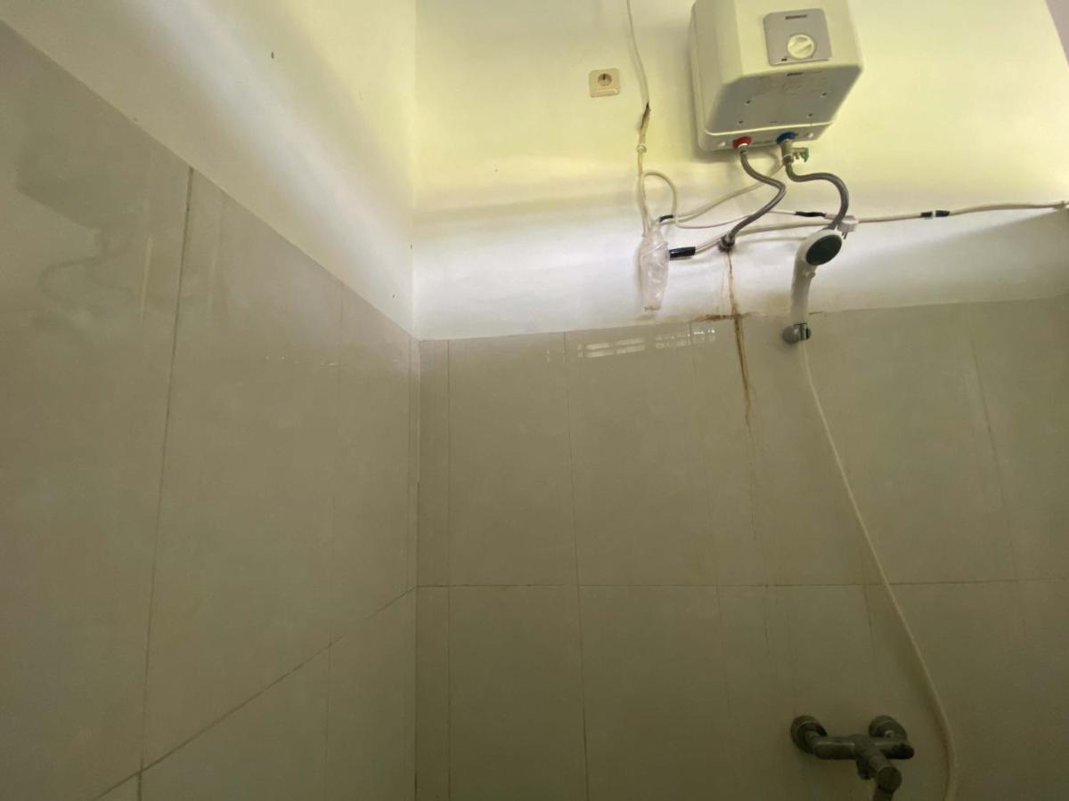 Ana Inn Ambarawa Mitra Reddoorz 三宝垄 外观 照片